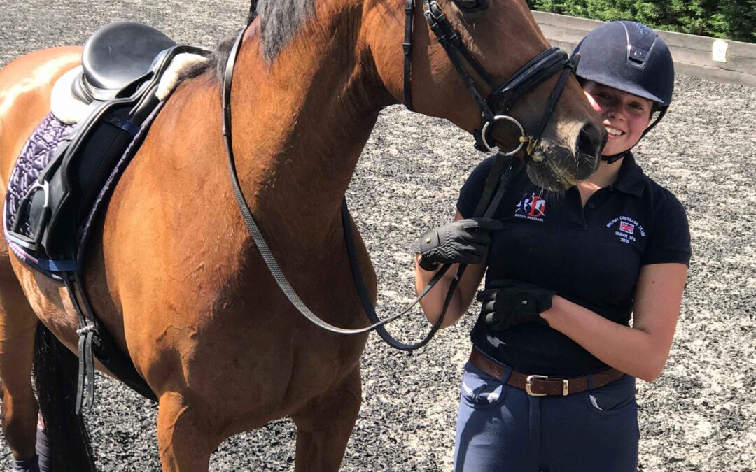 Carmen & Leya get ready for Hickstead