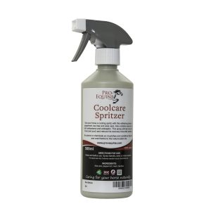 Cooling spray for horses, a refreshing aloe vera skin care product