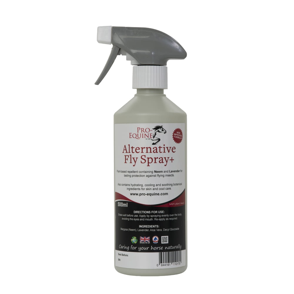 Alternative Fly Spray. Effective insect repellent spray for horses, containing neem and lavender, protects against flies. Ideal for equine skin and coat care, offering natural fly control with soothing botanical ingredients.